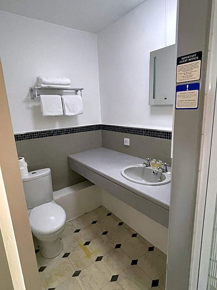 Yellow Mountain Hotel