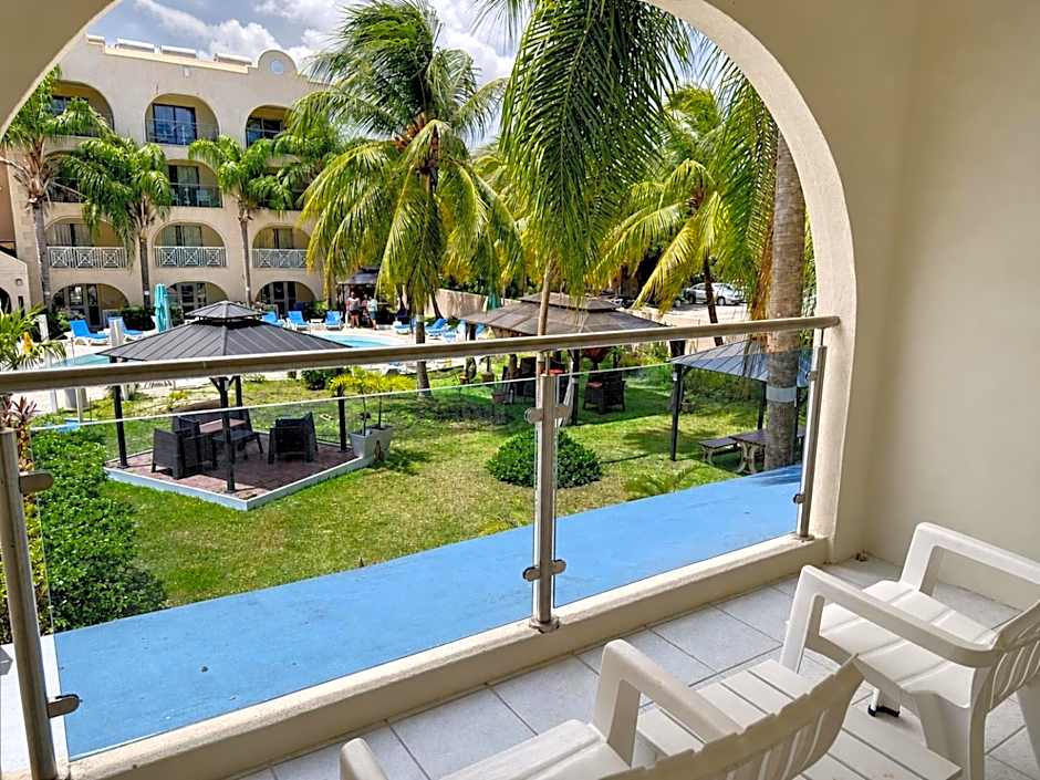 Sunbay Hotel- Daily Breakfast & Beach Access Included