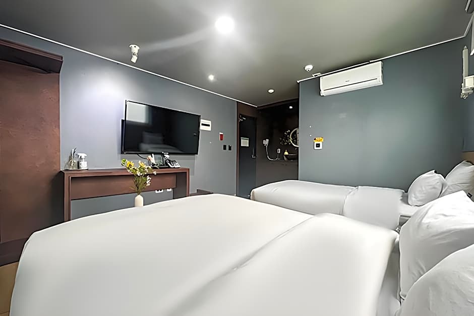 Restia Hotel Suwon Station Branch