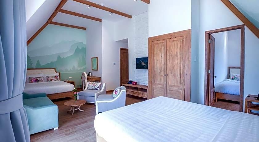 Dalat De Charme Village