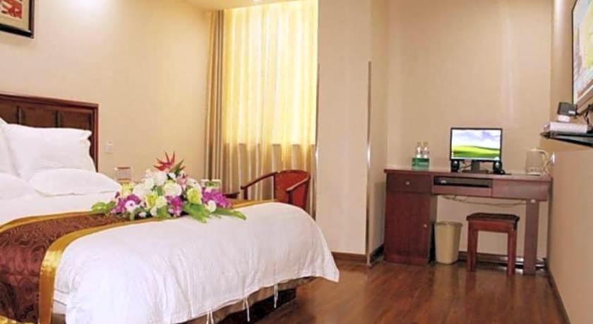 GreenTree Inn Yancheng Dongtai Railway Station Beihai East Road Express Hotel