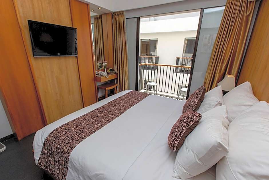 Sans Vibes Hotel Seminyak