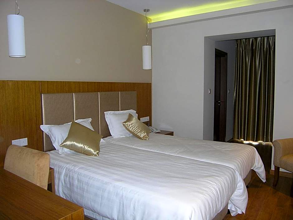 Livadia Hotel Kyperounta