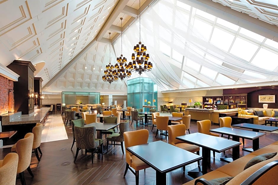 The Tokyo Station Hotel