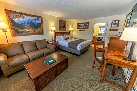 Queen Room with Two Queen Beds - Upper Level