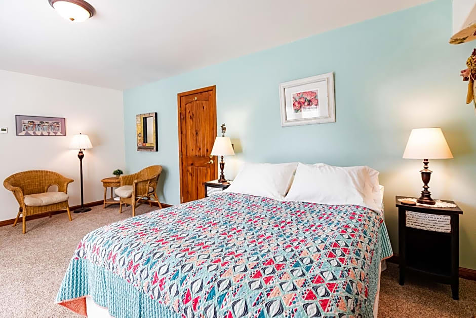 Inn at Tern Lake