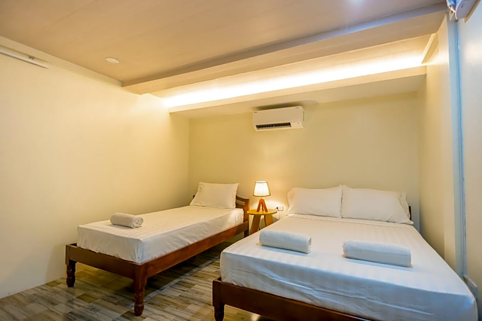 ALONA BEACH SIDE INN