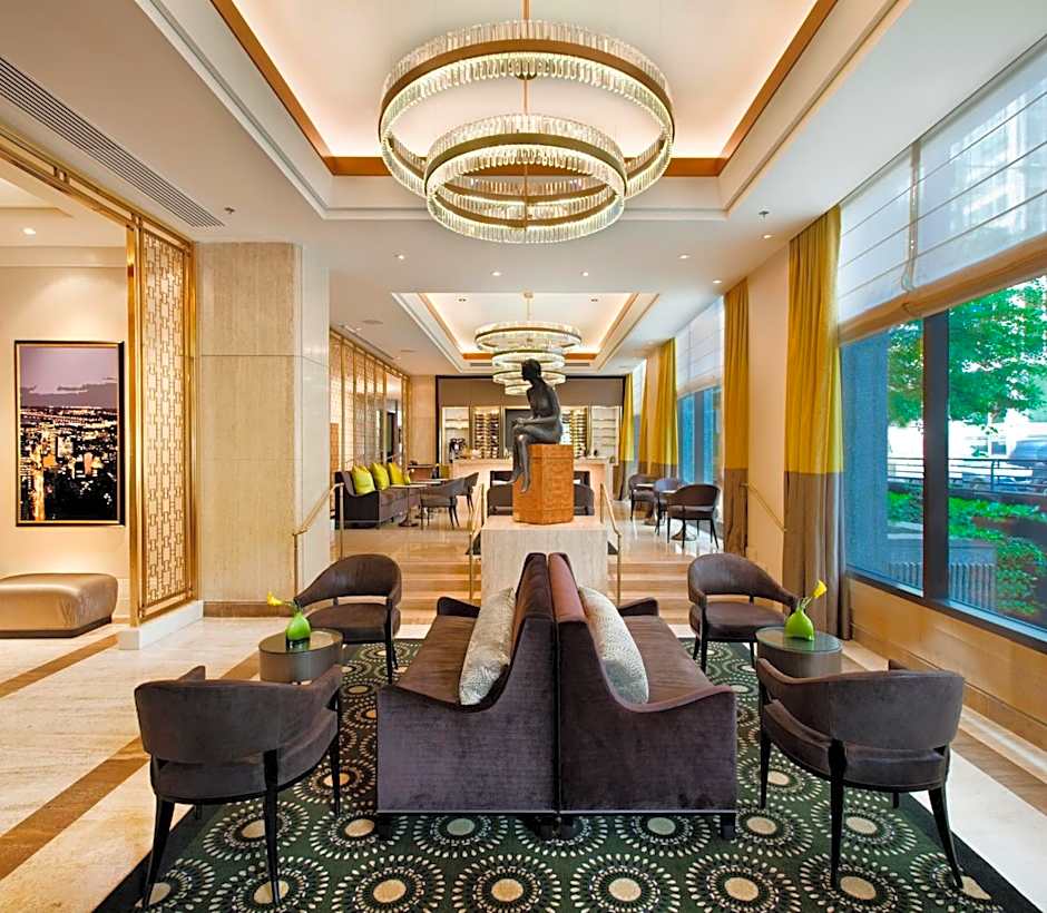 Omni Mont-Royal Hotel