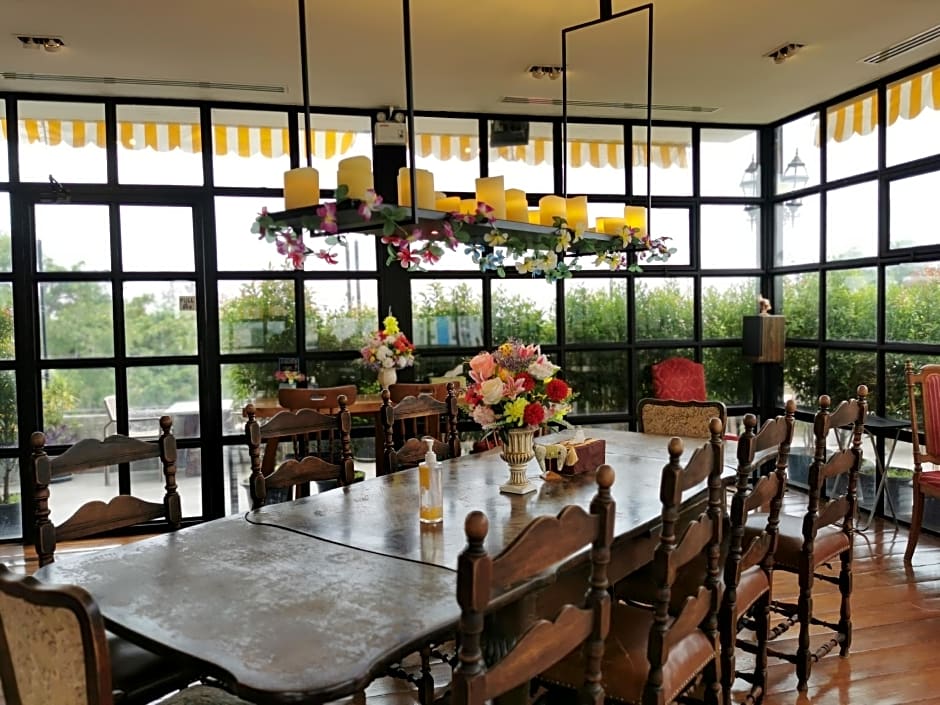 Lertnimit Boutique Hotel