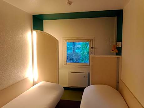 Twin Room with Shared Bathroom