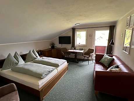 Double Room with Private Bathroom