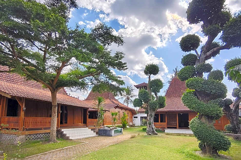 The Lavana Kampoeng Joglo Boutique Hotel and Villa Yogyakarta