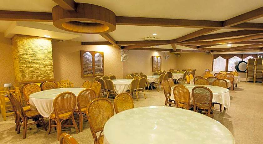 Yawan Hotel