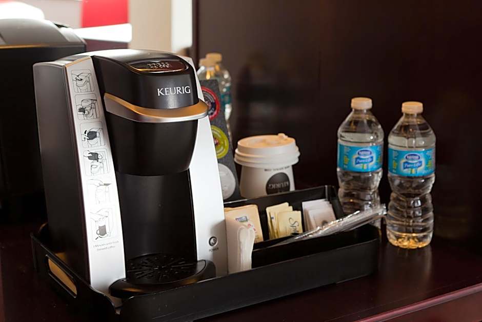 Chateau Lacombe Hotel