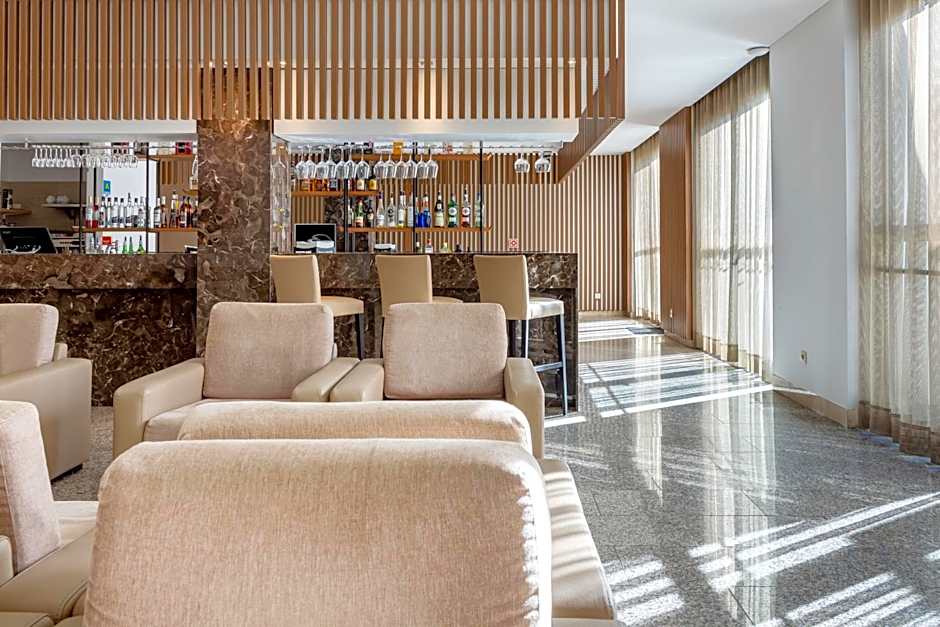 Hotel Porta do Sol Conference & SPA