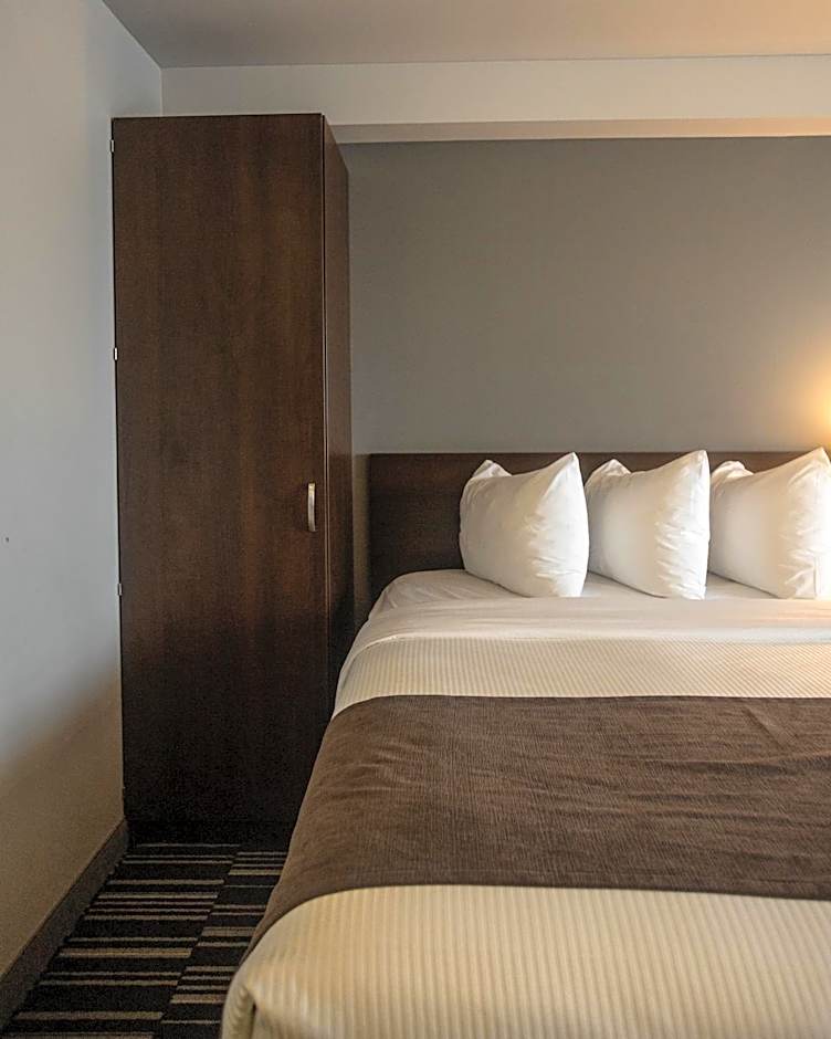 Microtel Inn & Suites by Wyndham Mont Tremblant