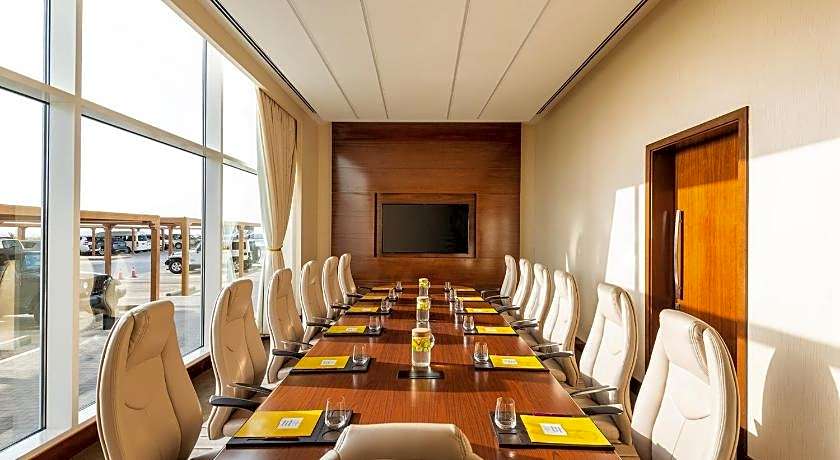 Crowne Plaza Muscat OCEC By IHG
