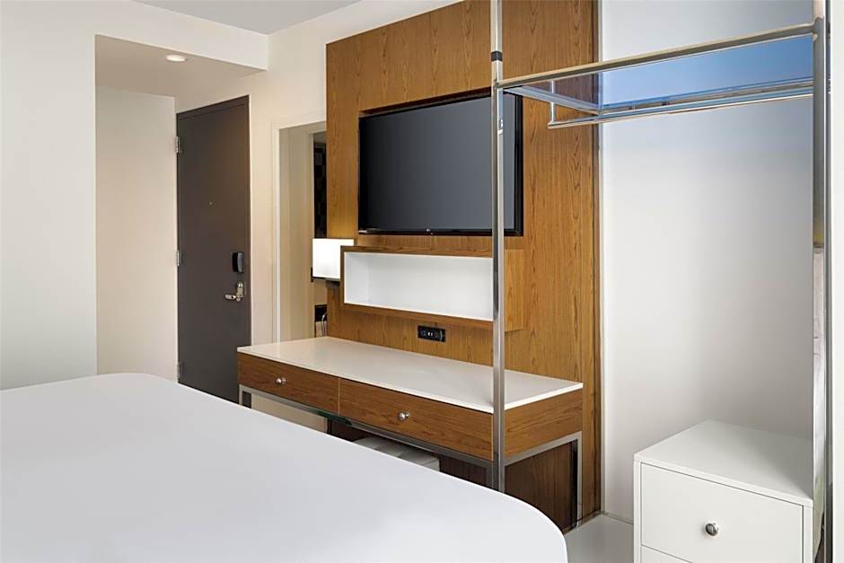 Best Western Premier Empire State Hotel