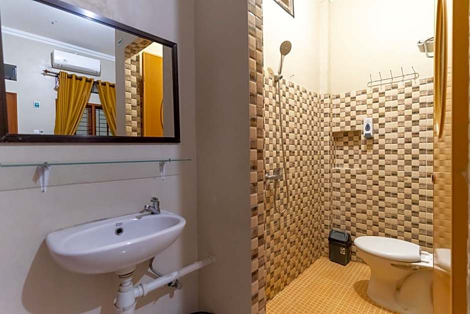 RedDoorz At Joyce Guest House Medan