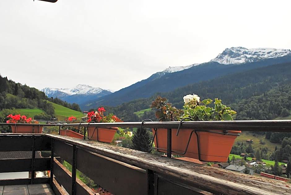 Rooms with Private bathrooms