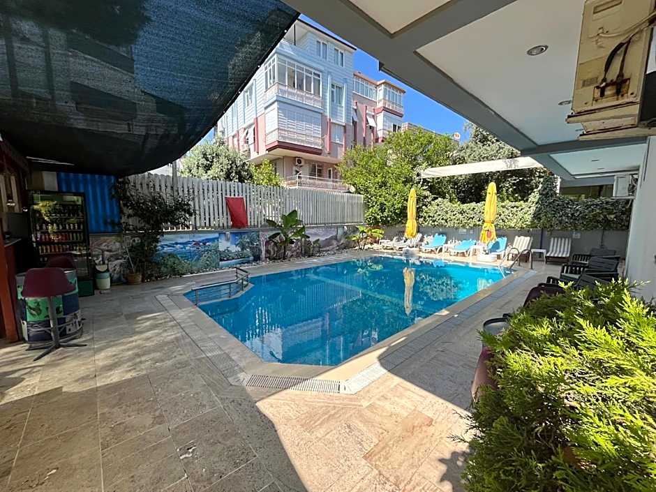 Hotel Lunay