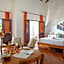 La Residence Villas & Studios