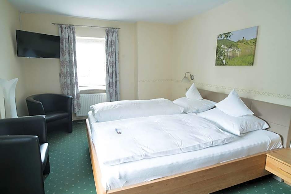 Hotel Haus Burg Metternich