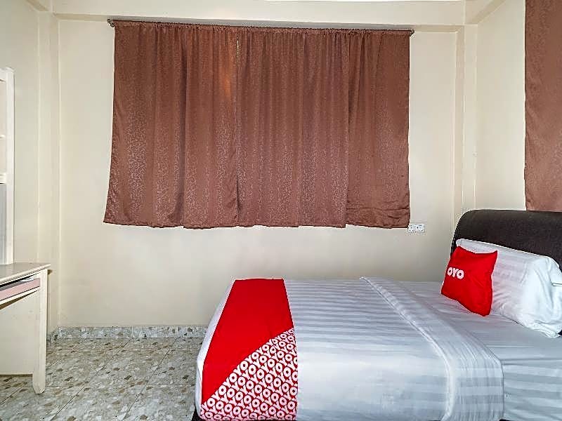 OYO 89932 DD Homestay