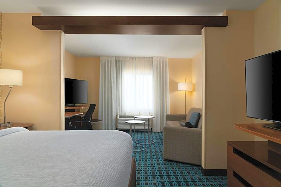 Fairfield Inn & Suites by Marriott London