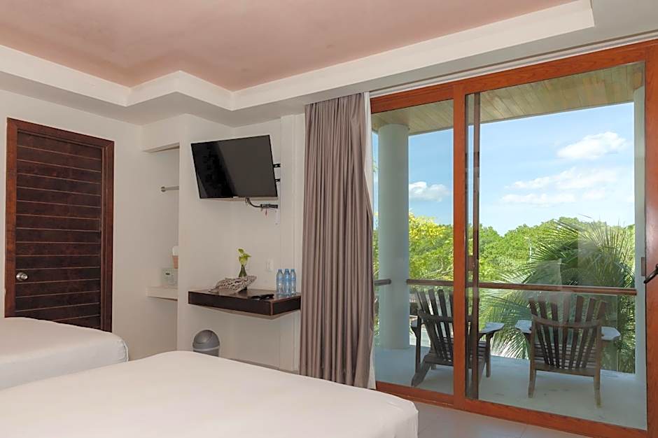 Aquastar Hotel & Apartments