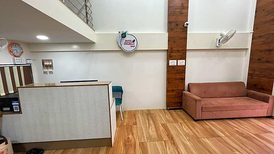 Hotel Dwarka Inn