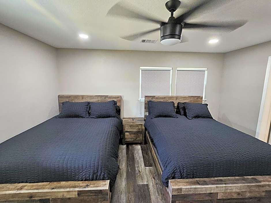 Apt 1- High Plains Lodge at Nomad Landing