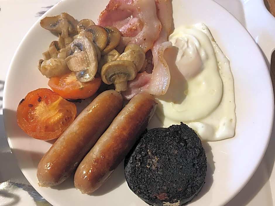 Sportsmans Lodge Bed and Breakfast