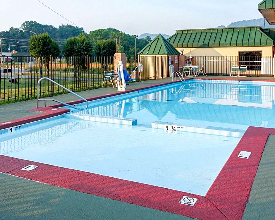 Econo Lodge Rocky Top