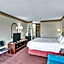 Gray Inn & Suites