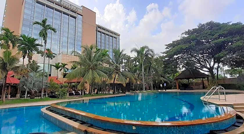 Crowne Plaza Kochi By IHG