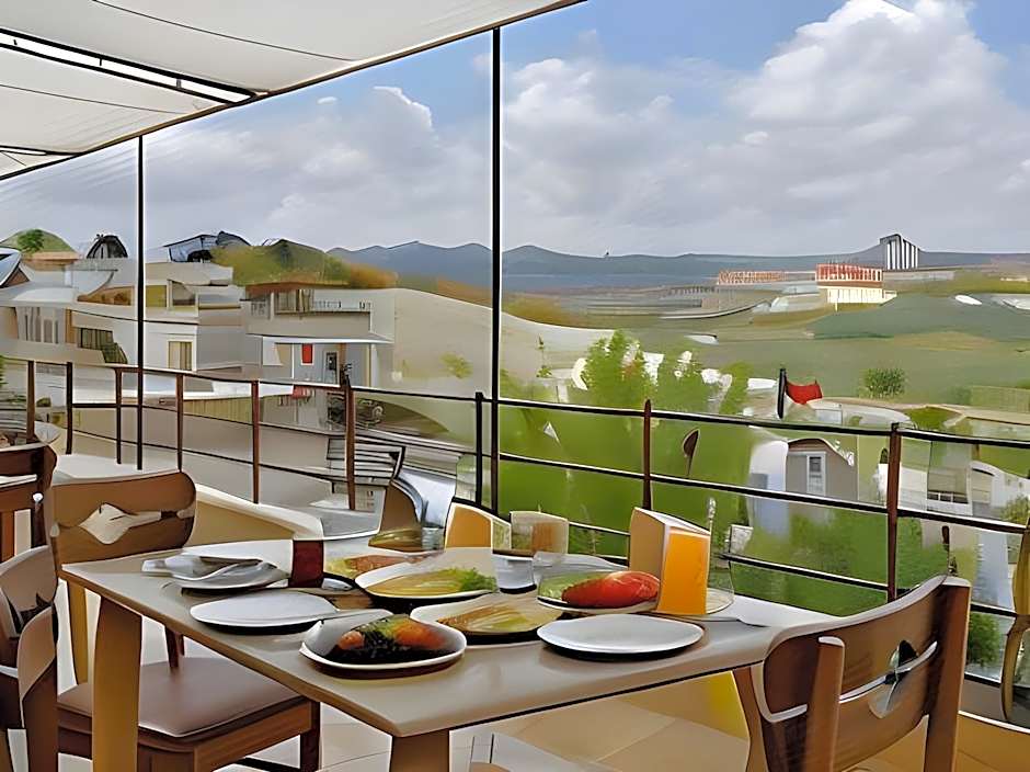 Seki Cave Hotel – Wake Up to Hot Air Balloons