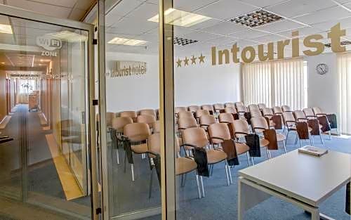Intourist Hotel