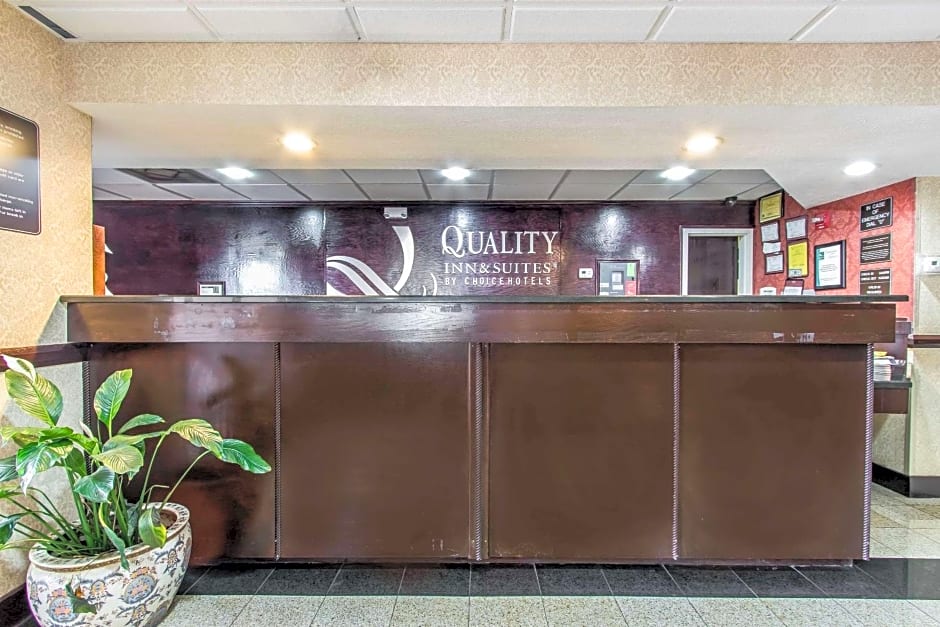 Quality Inn & Suites Memphis East
