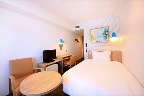 Deluxe Double Room with Small Double Bed - Non-Smoking
