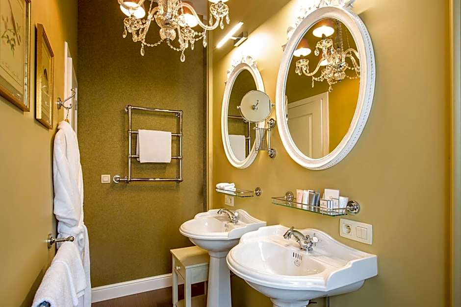 Hotel De Castillion - Small elegant hotel