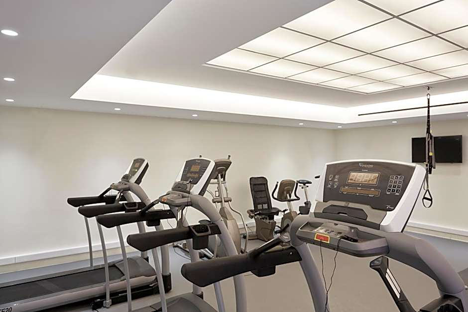 SENTIDO Apollo Palace