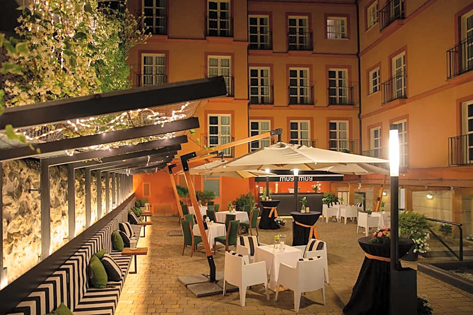 RICE Palacio de los Blasones