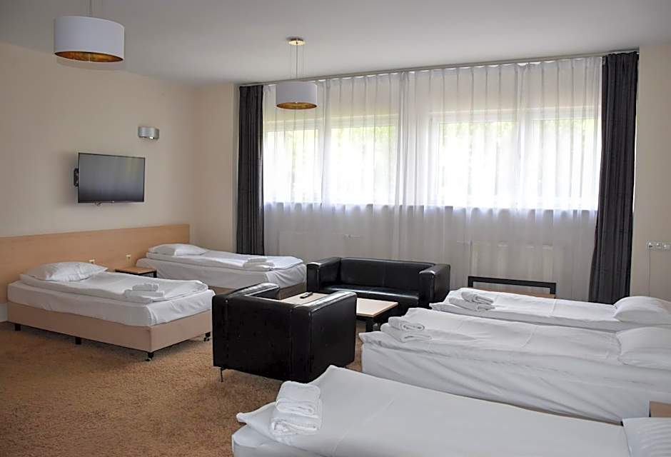 Iness Hotel