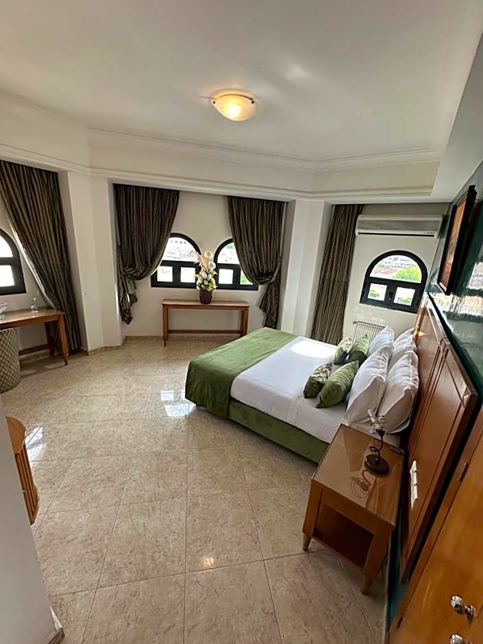 Hotel Mounia
