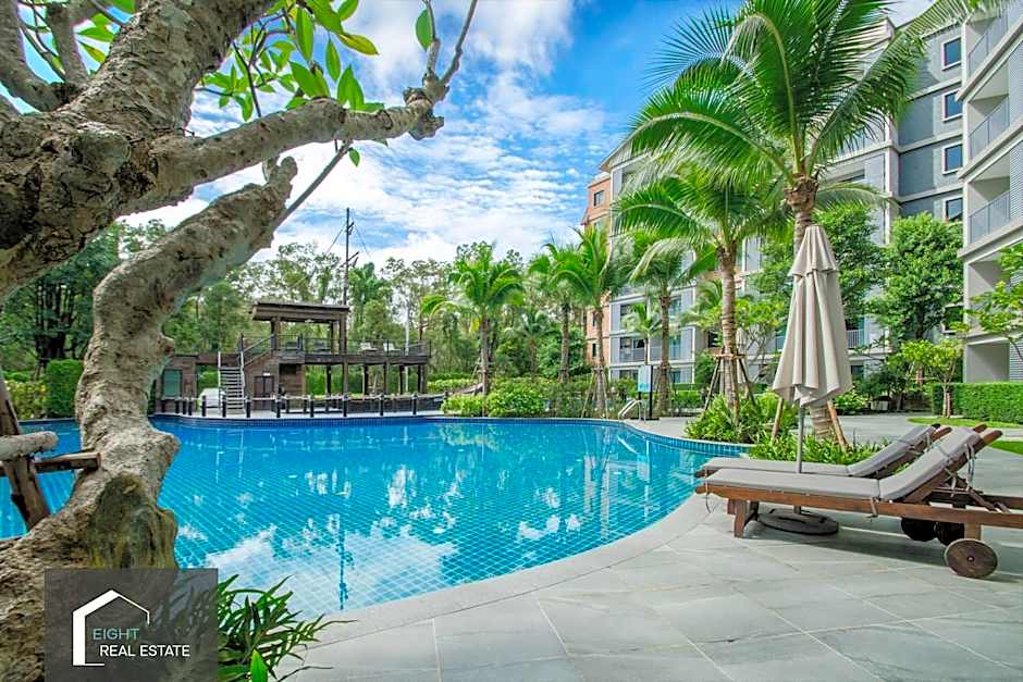 Studio Apartment by the Sea E413