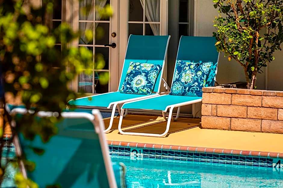 Old Ranch Inn - Adults Only 21 & Up