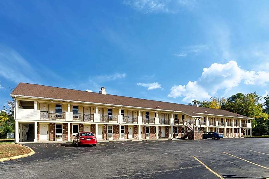 Econo Lodge Sturbridge