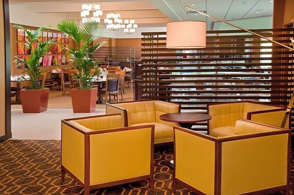 Sheraton Westport Plaza Hotel St. Louis