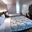 Motel 6-Ennis, TX